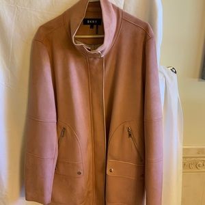 DKNY DUSTY PINK COAT. Warm & stylish. New. Great for spring & autumn.